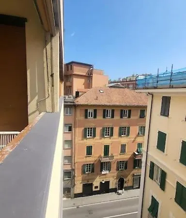 In The Skyline, Appartement