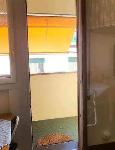 In The Skyline, Апартаменты *